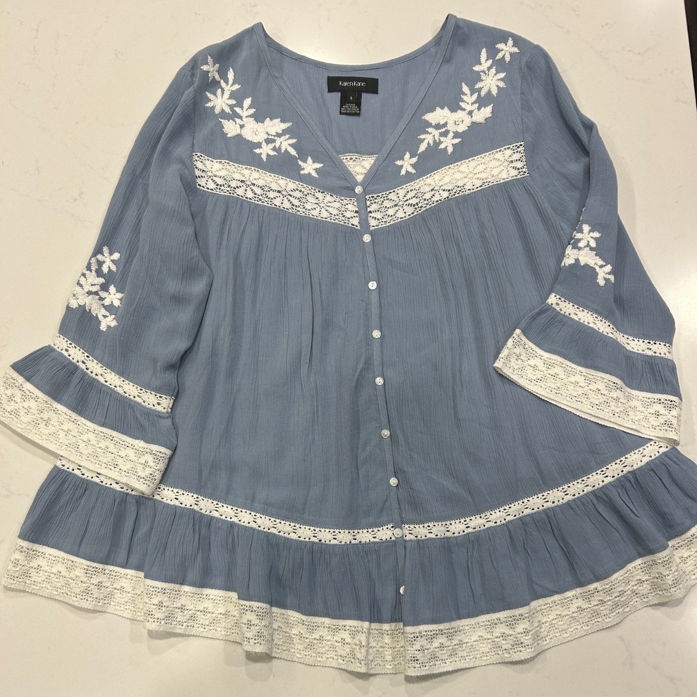 Karen Kane Dusty Blue Top/ Blouse Embroidered flowers and White Lace Insets - Picture 2 of 5